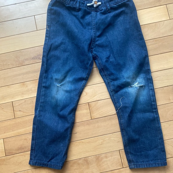 H&M distressed denim 4-5Y - Picture 4 of 11